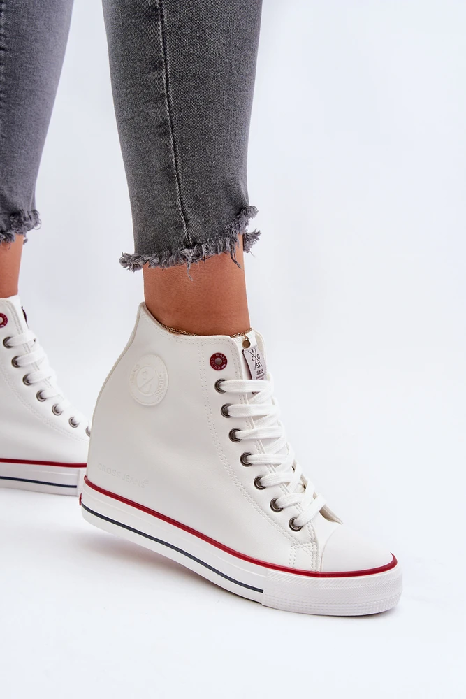 Baltos odos Cross Jeans batai su platforma