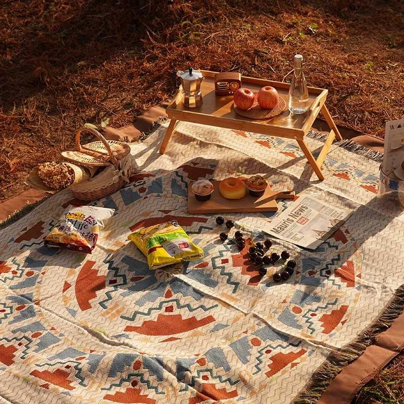 Eu Sandelis BOHO antklodė, pinta dvipusė lovatiesė su kutais 130x180cm KOC15WZ3