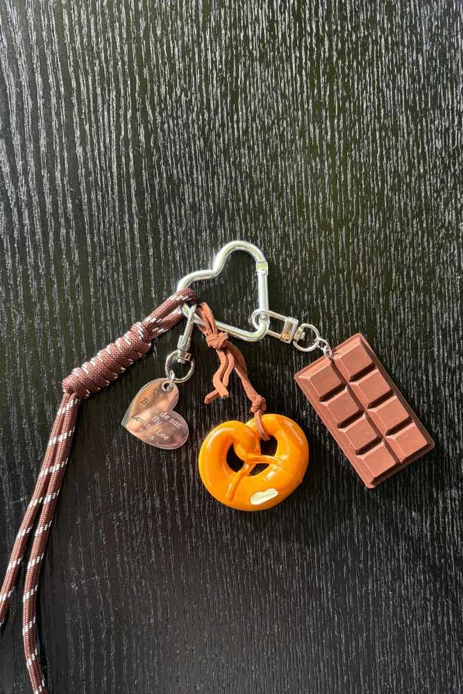 Boto Keychain For Bag Keys Chocolate Pretzel Heart Jorine