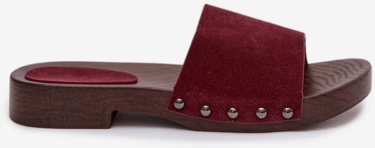 Boto Moteriškos burgundiškos šlepetės su kniedėmis