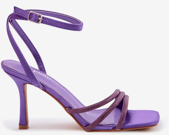 Boto Moteriškos violetinės aukštakulnės basutės