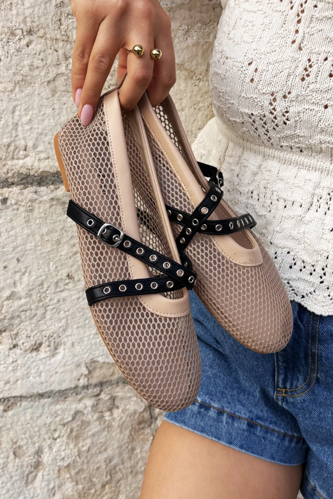 Boto Smėlio spalvos stilingi tinklelio rašto bateliai