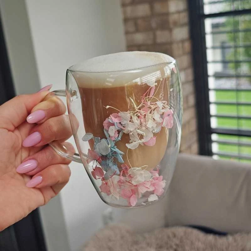 Eu Sandelis Dvigubo stiklo puodelis su gėlėmis viduje, trispalvės hortenzijos 300 ml 1 vnt. SZK179