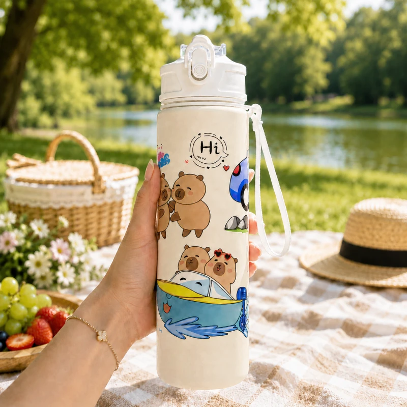 Gertuvė Eu Sandelis Vandens buteliukas su šiaudeliu ir kandikliu 800 ml CAPIBARA BD67