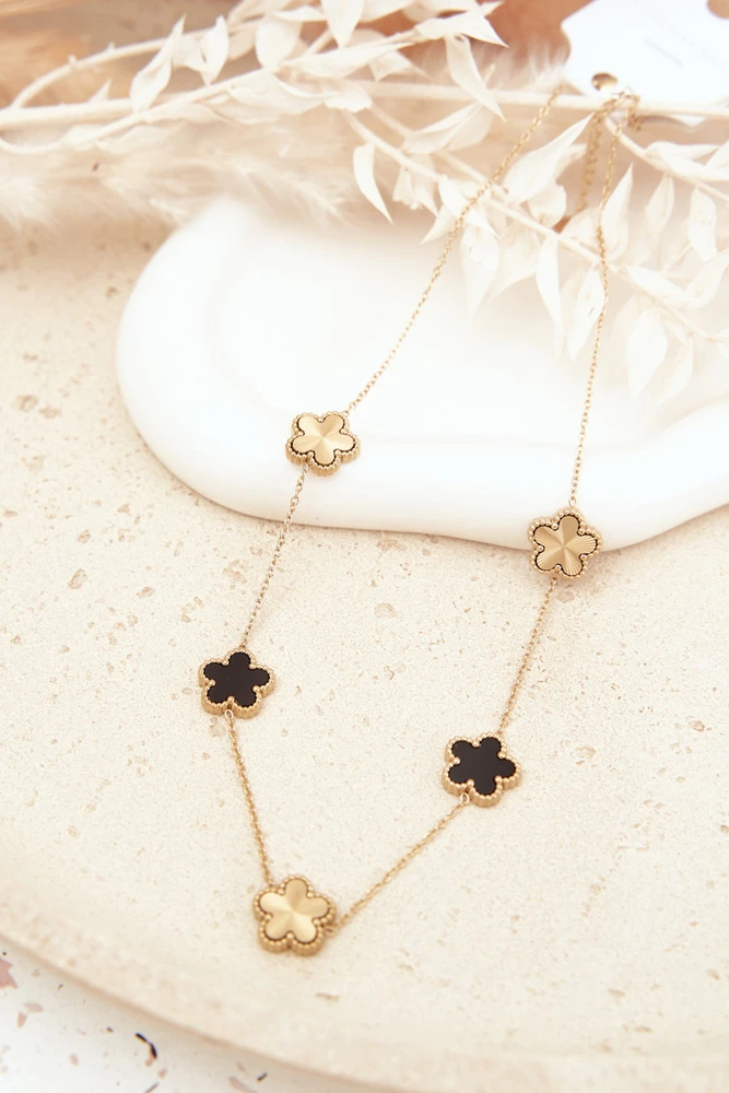 Glam Chic Ladies Necklace With Clover Leaves Stainless Steel Gold