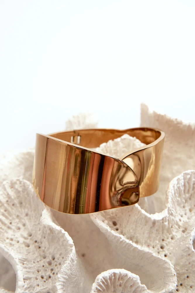Glam Chic Women's Bracelet With Flowers Stainless Steel Gold