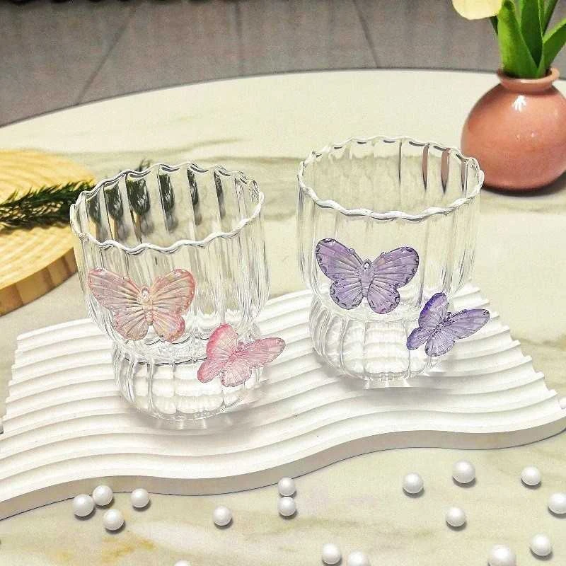 Eu Sandelis Griovelis stikle, banguotomis sienelėmis, DRUGELIAI violetiniai 260 ml 1 vnt. SZK162