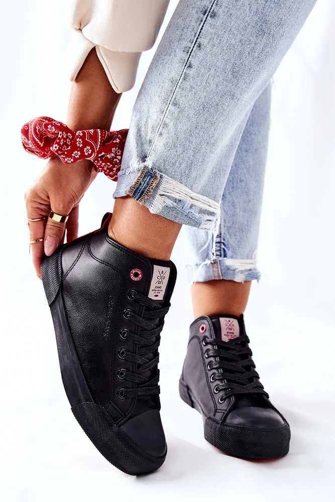 Juodi laisvalaikio stiliaus Cross Jeans bateliai