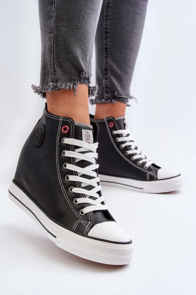 Juodos odos Cross Jeans batai su platforma