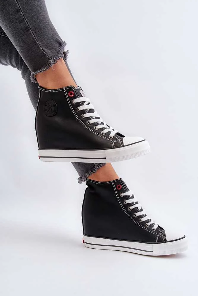 Juodos odos Cross Jeans batai su platforma