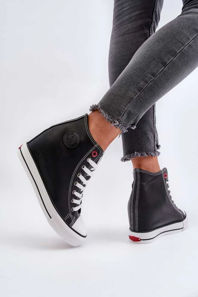 Juodos odos Cross Jeans batai su platforma