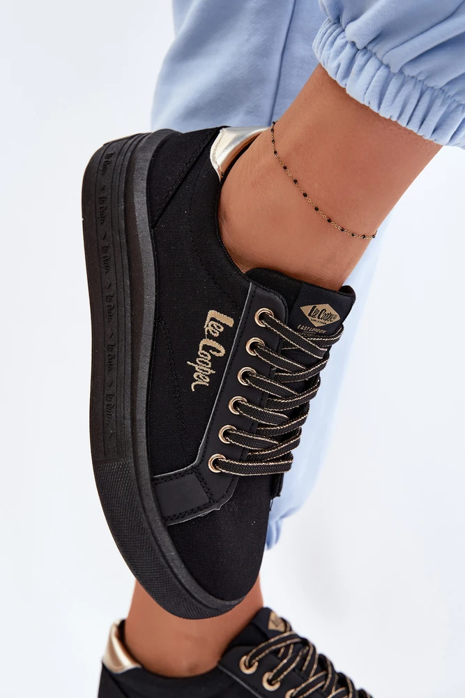Lee Cooper Juodi suvarstomi bateliai ant platformos