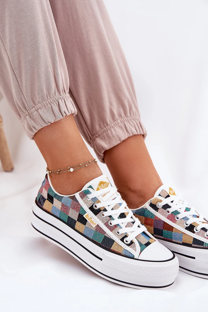 Lee Cooper Spalvingi šiuolaikiško dizaino bateliai