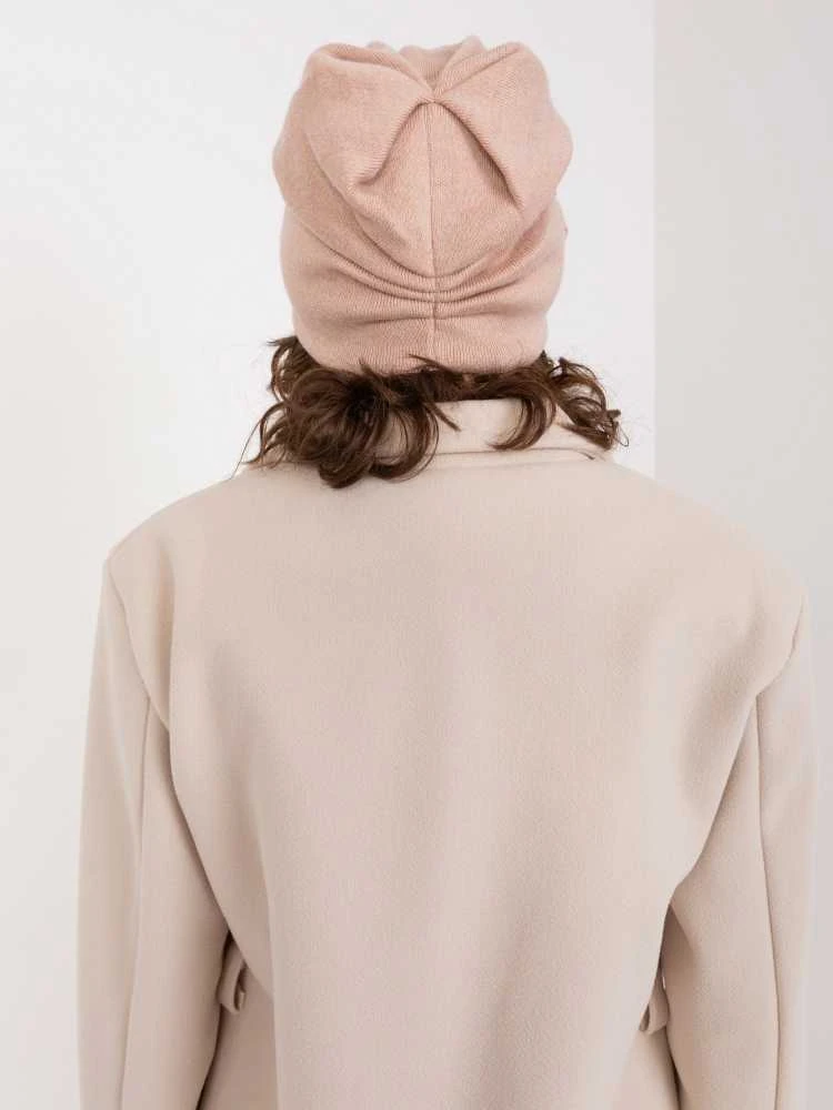 Wool Fashion Italia Moteriška žieminė kepurė su siuvinėtomis gėlėmis: Dydis - Universalus