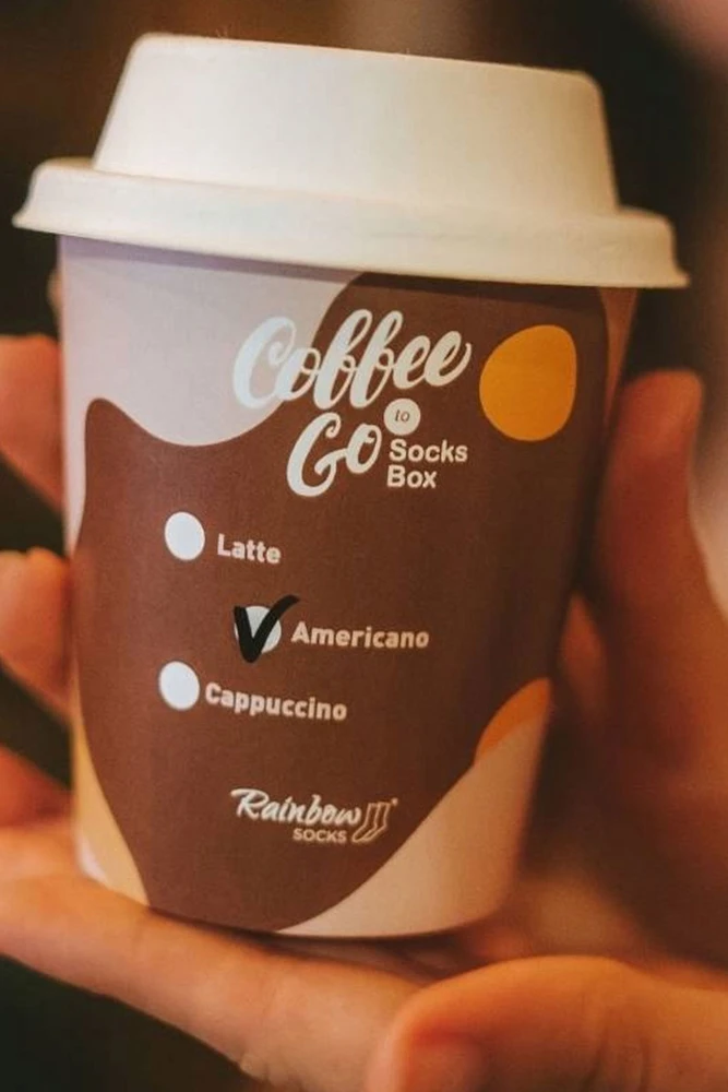 Zooksyrainbow Socks Linksmos kojinės American coffee puodelyje, 1 pora