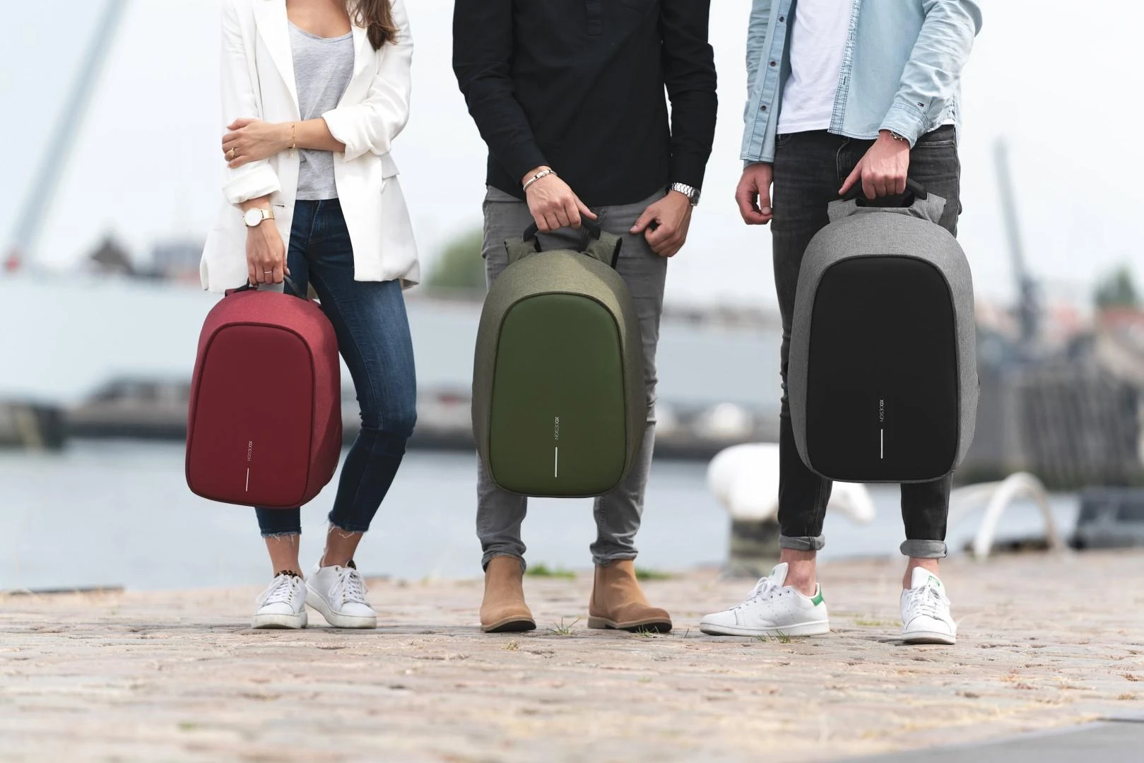 XD Design Kuprinė su apsauga nuo vagių Bobby Hero Small (Raudona)