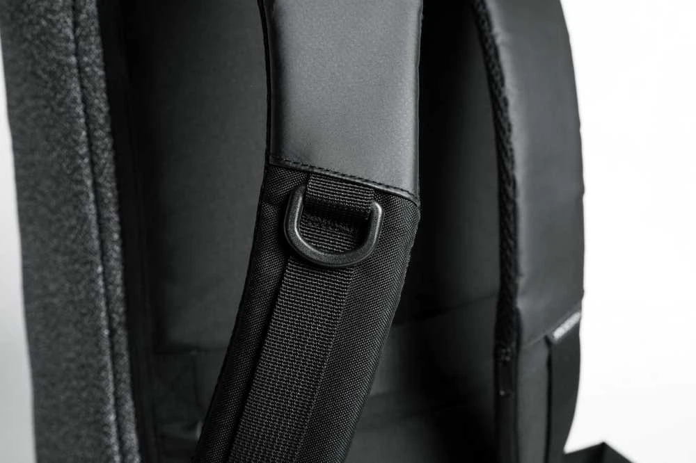 Kuprinė su apsauga nuo vagių XD Design Bobby Urban, Pilkos spalvos