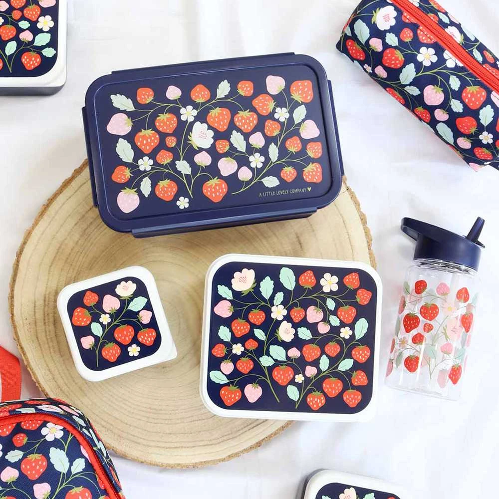A Little Lovely Bento vaikiška priešpiečių dėžutė ‘Braškės’