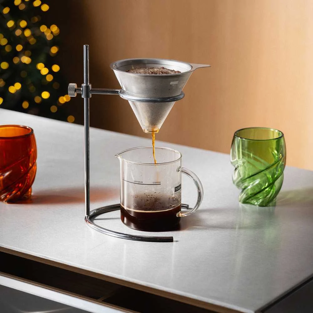 Bodum Pour Over kavos ruošimo stovas su stikline ąsočiu