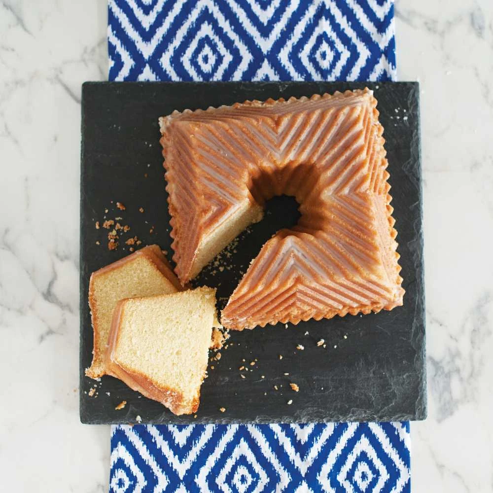 Forma do babki SQUARED GOLD / Nordic Ware