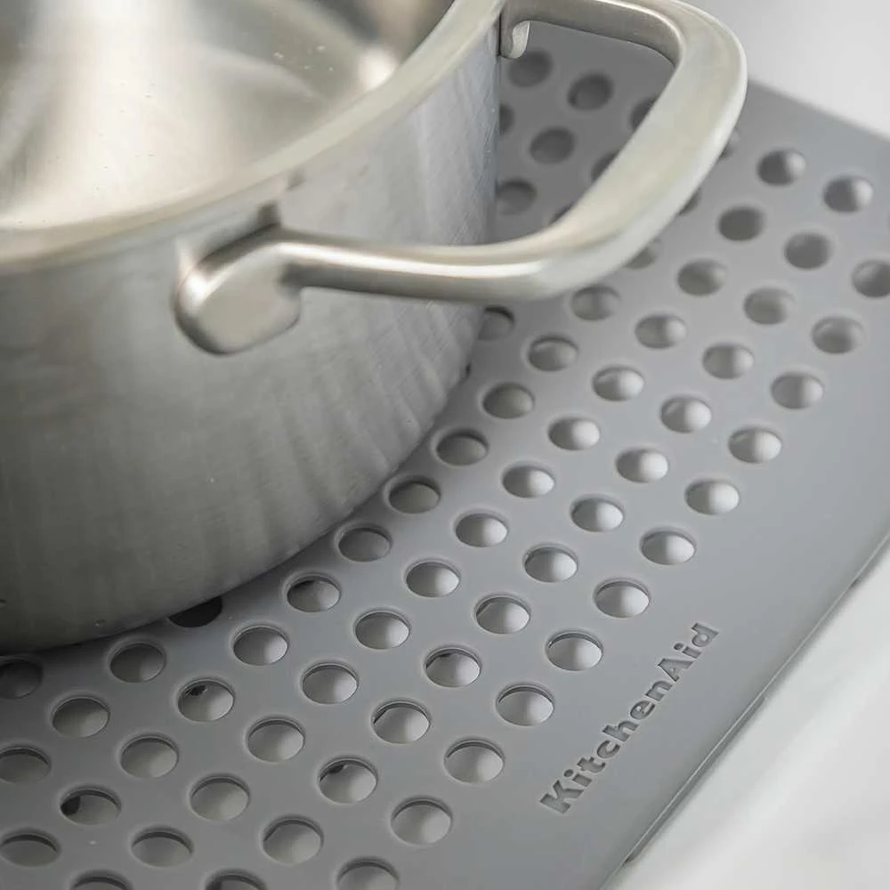 KitchenAid silikoninis kriauklės kilimėlis 29 x 34 cm