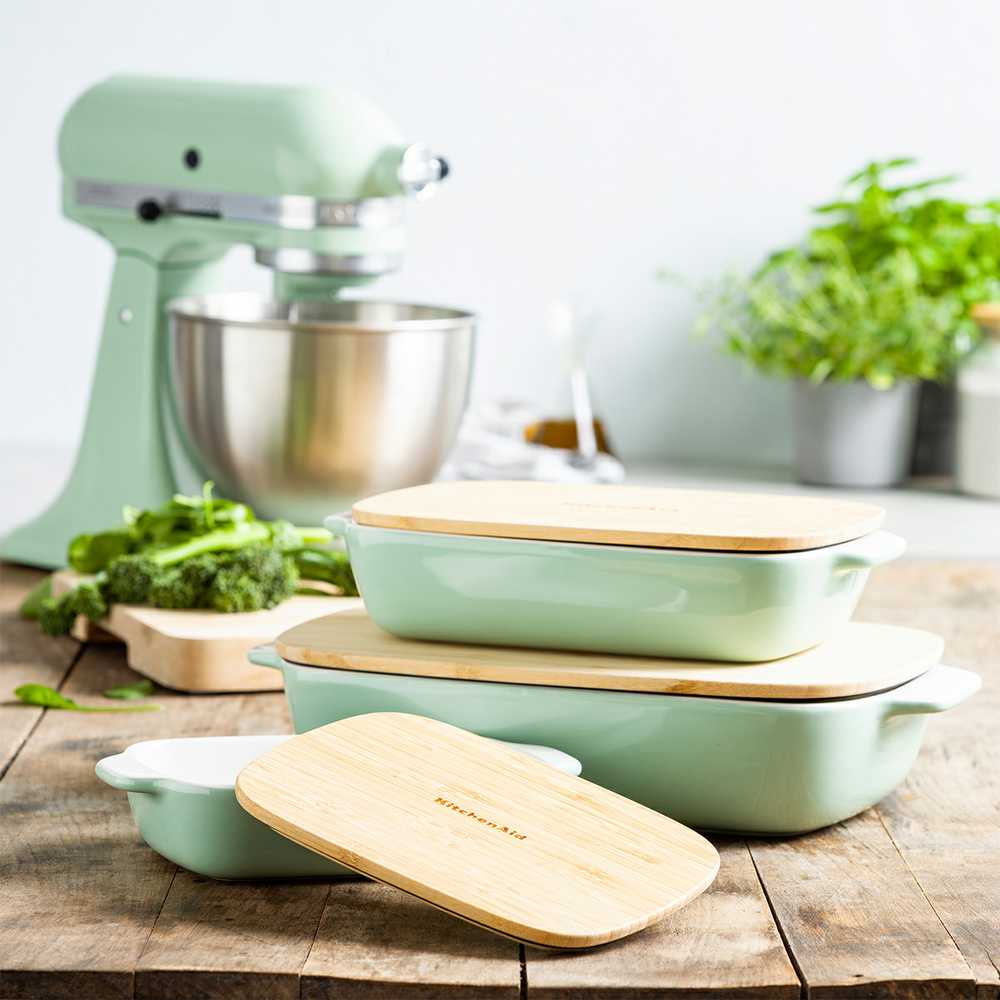 KitchenAid kepimo skarda su mediniu dangčiu, universali, 40x25cm
