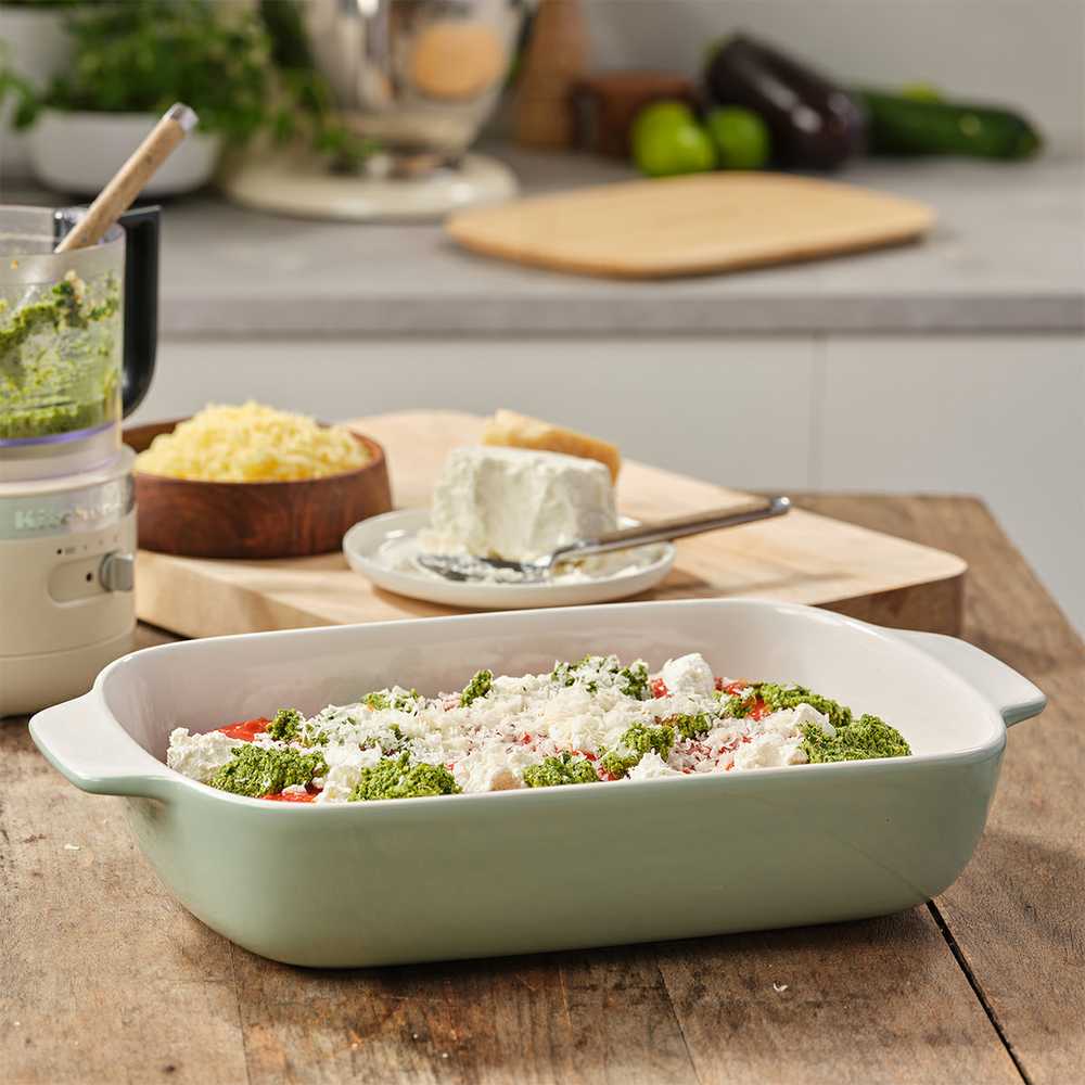 KitchenAid kepimo skarda su mediniu dangčiu, universali, 40x25cm