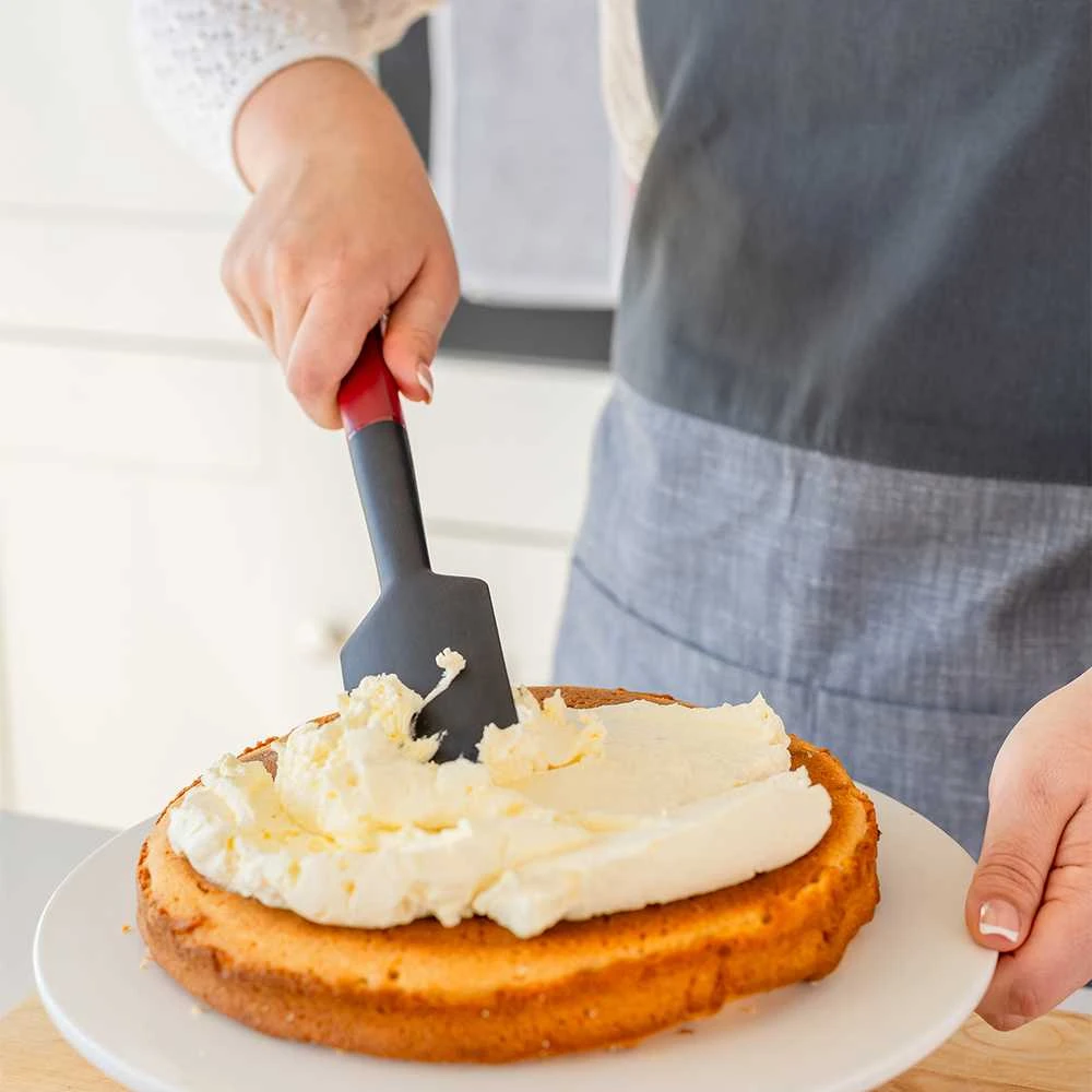 „KitchenAid Empire“ raudona grandymo mentelė