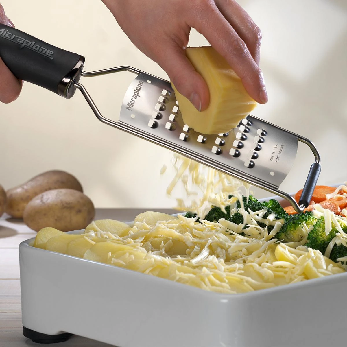 Tarka Microplane Gourmet Extra Coarse. Juoda, MIC45008E