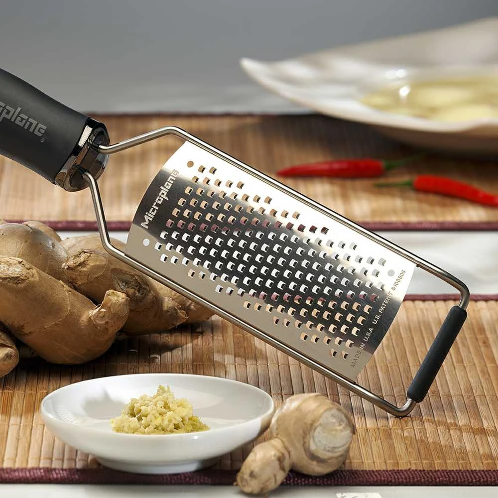 Tarka Microplane Gourmet Coarse, juoda, MIC45000E