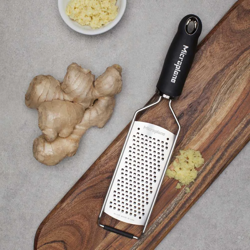 Tarka Microplane Gourmet Coarse, juoda, MIC45000E