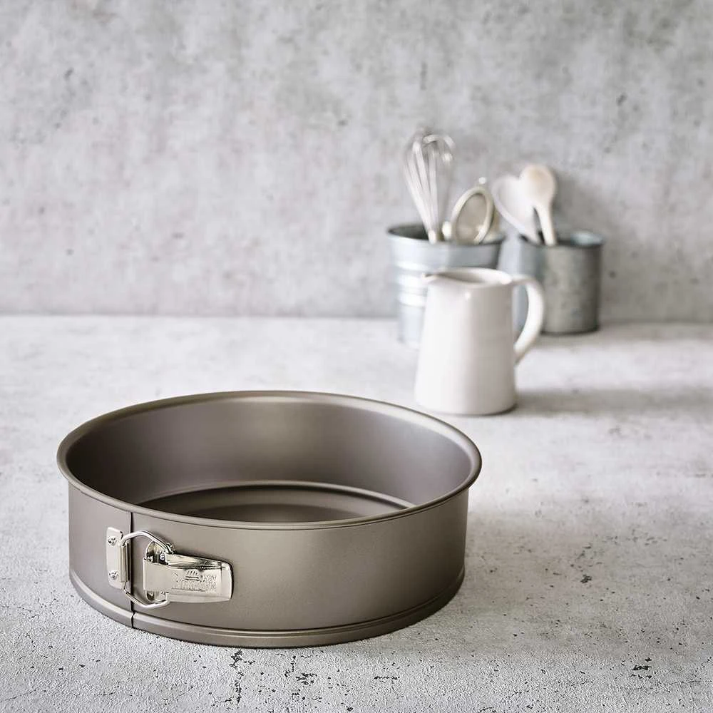 28 cm skersmens kepimo forma „Baker's Best“ / „Birkmann“