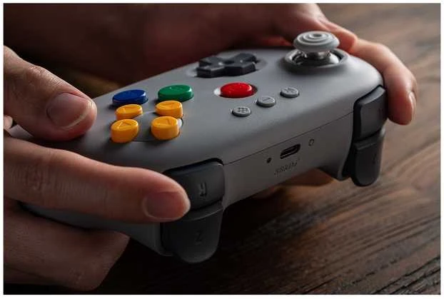 8BitDo 64 Bluetooth Belaidis Pultelis | Pilkas