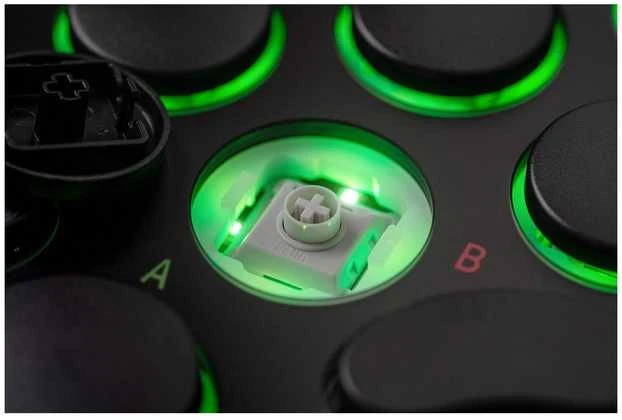 8Bitdo - Arkadinių žaidimų pultelis XBOX/PC - Juodas