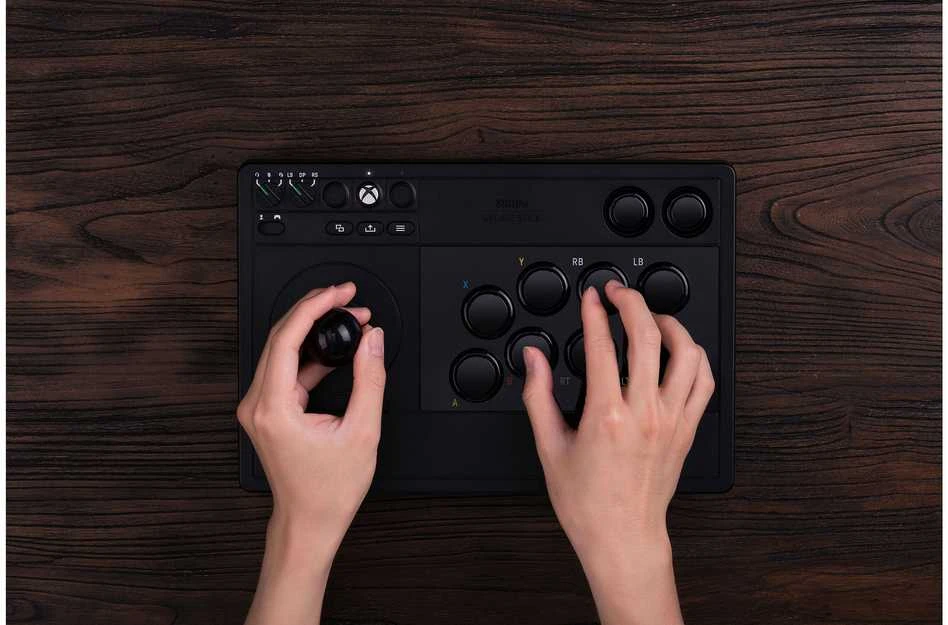 8BitDo Arcade Stick For XBOX & PC (juodas)