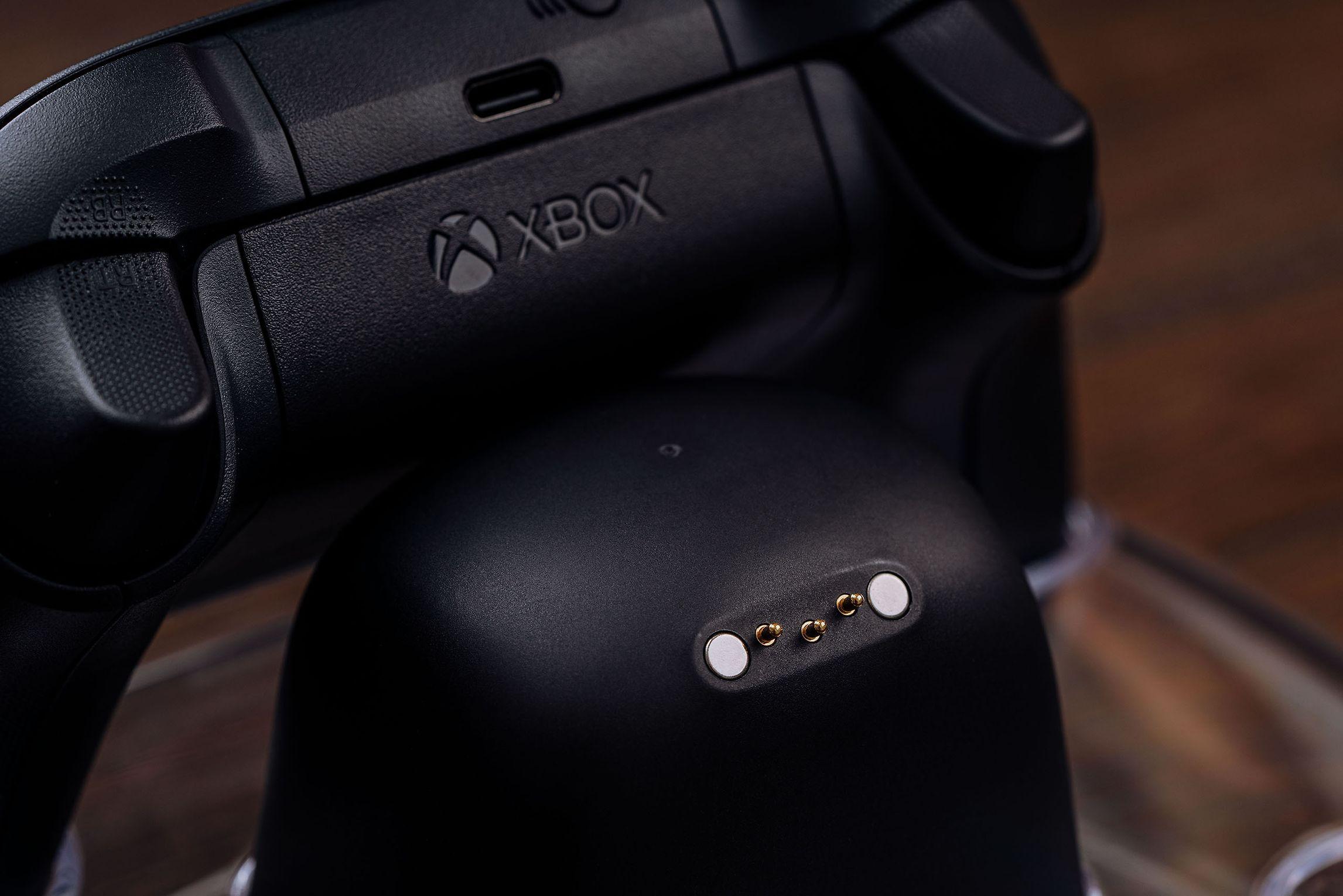 8BitDo dviguba įkrovimo stotelė XBOX valdikliams | Series X|S|One | Juoda
