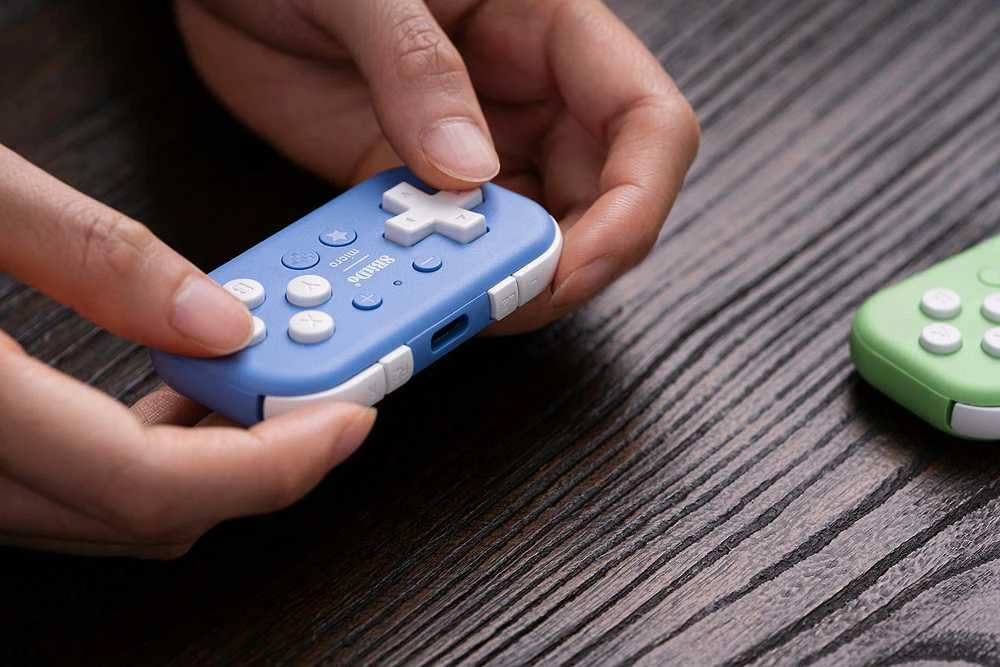 8BitDo Micro belaidis pultelis (mėlynas)