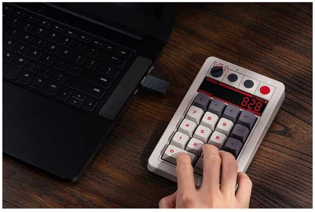 8BitDo mechaninė skaitmeninė klaviatūra su kalkuliatoriaus režimu, Bluetooth, laidinė, Windows ir Android, N Edition