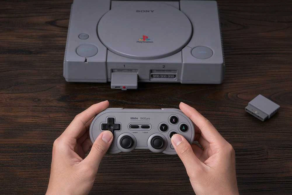 8BitDo retro imtuvas PS1/PS2