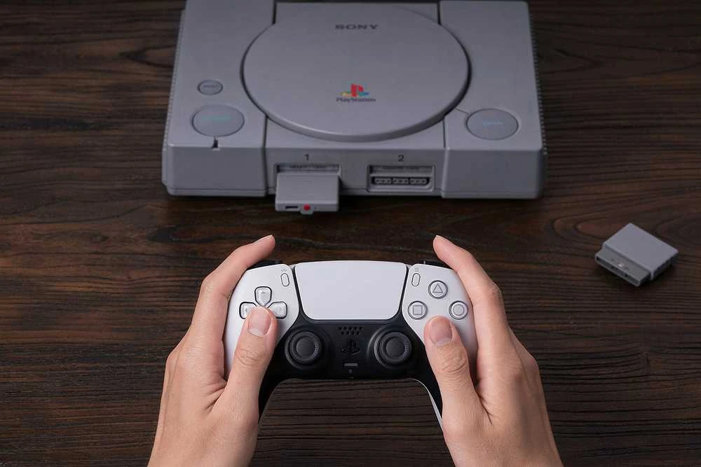 8BitDo retro imtuvas PS1/PS2
