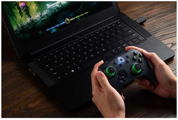 8Bitdo - Ultimate 2C Wireless Pad - Juodas