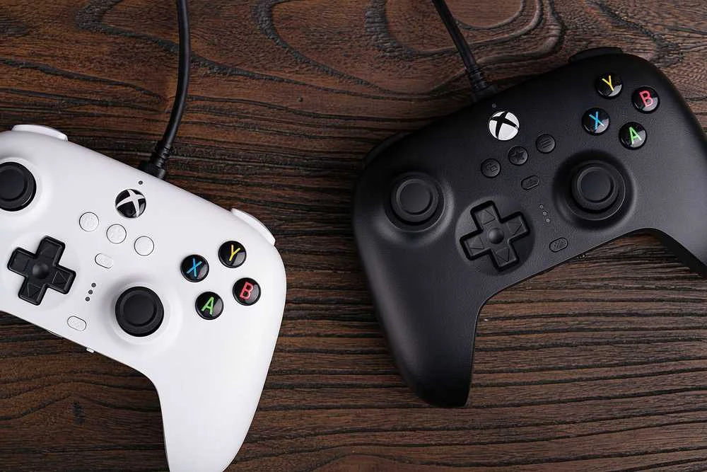 8BitDo Ultimate Laidinis XBOX valdiklis | Balta