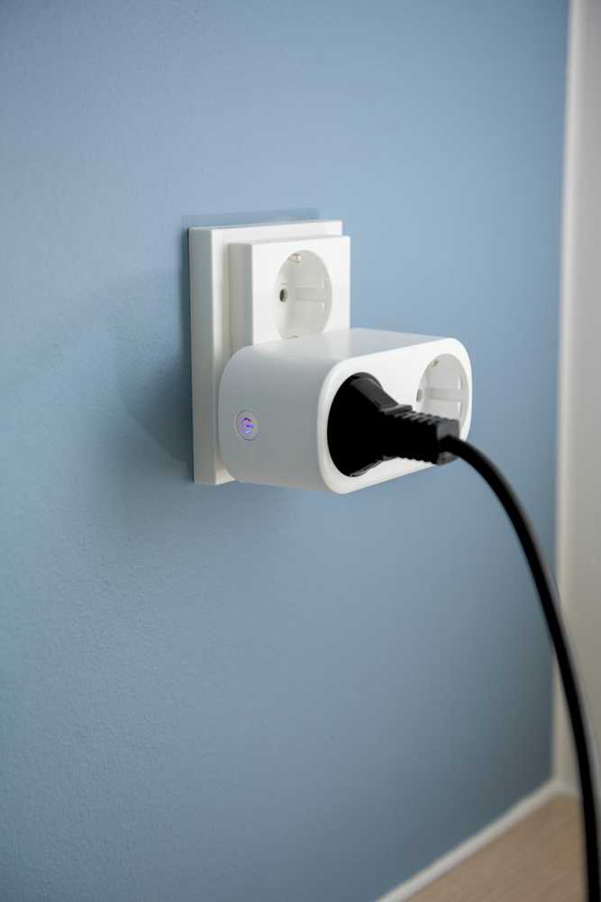 Airam SmartHome 2-osainen haaroitin, IP20