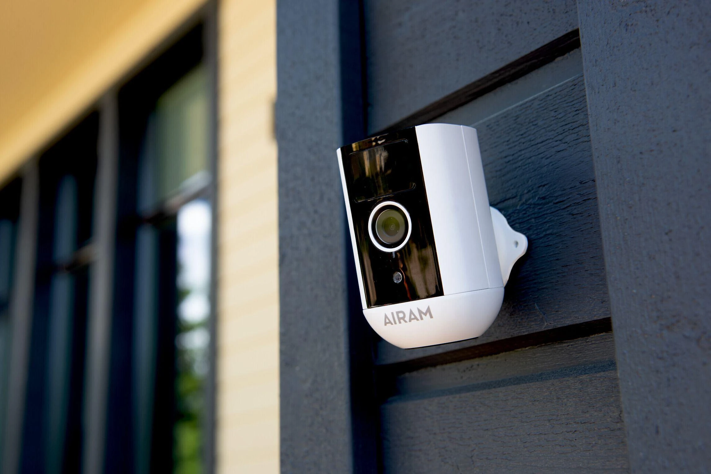 Airam SmartHome Kamera IP65, Wi-Fi-verkkoon