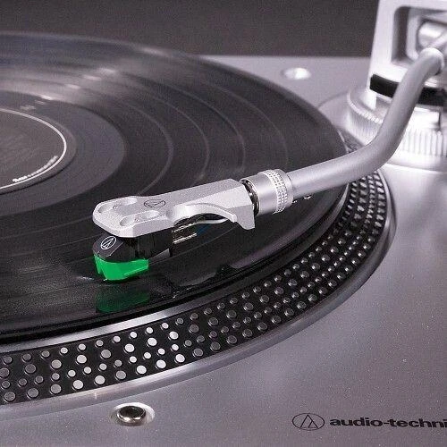Patefonas Audio-Technica AT-LP120X analoginis ir USB, Sidabrinės spalvos