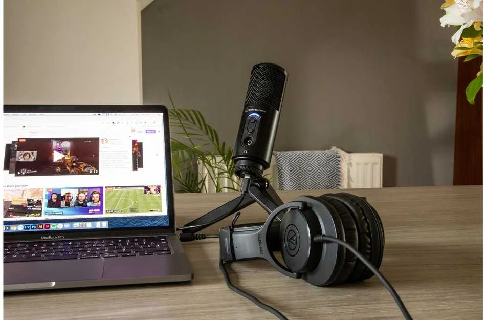 Audio-Technica CREATOR PACK ATR2500x-USB + ATH-M20x Komplektas: Mikrofonas + Ausinės + Laikiklis