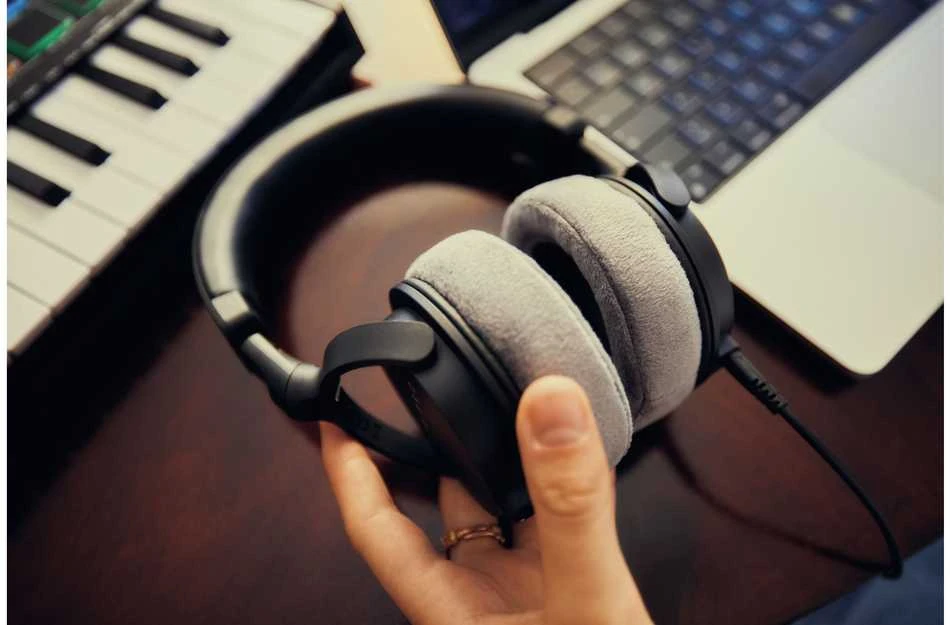 Beyerdynamic | Ausinės | DT 270 PRO