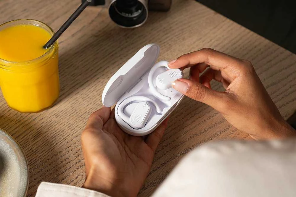 Belaidės ausinės JBL Soundgear Sense, Baltos