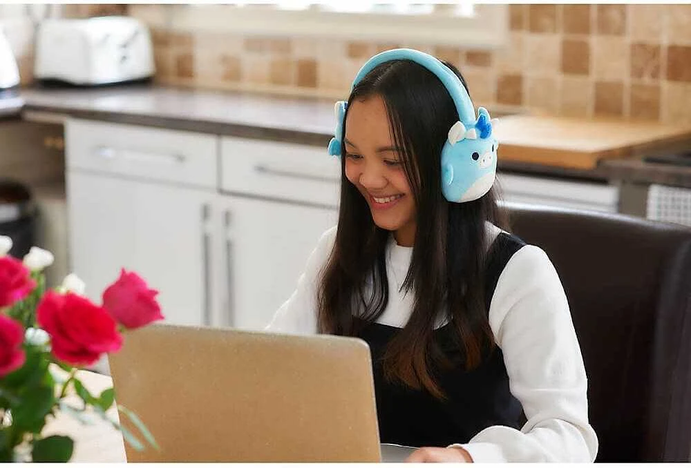 Squishmallows plush Bluetooth ausinės Tatiana