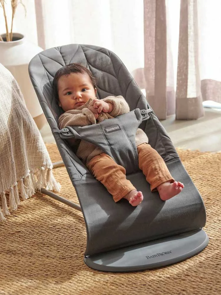 BabyBjorn Bliss - vaikiškas gultas | Žiedlapis Quilit / antracitas